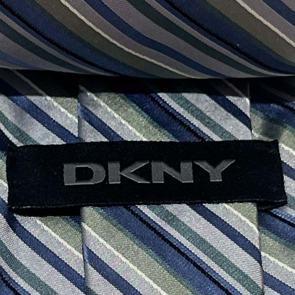 DKNY‎ 100% Silk Designer Tie Gray Striped Business Casual Retro Necktie US-Made - Picture 8 of 10
